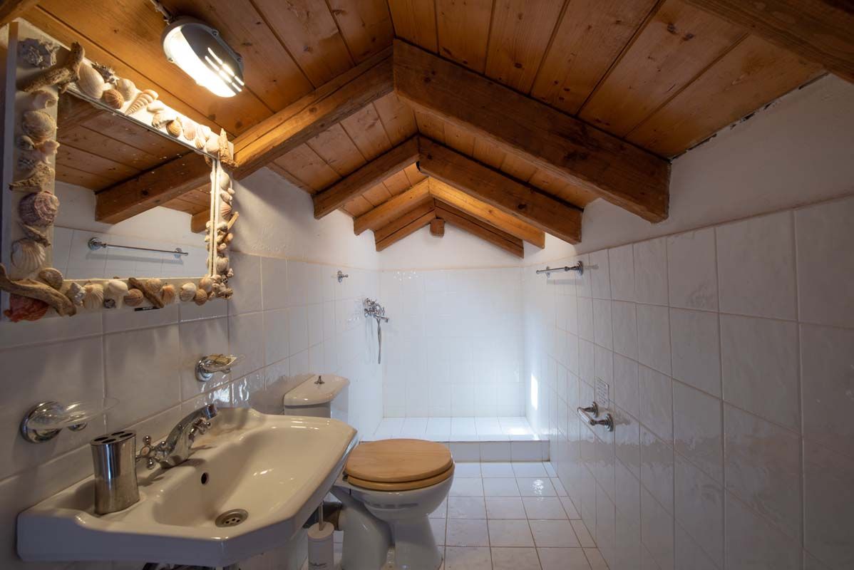 BATHROOM kefalonianvillas